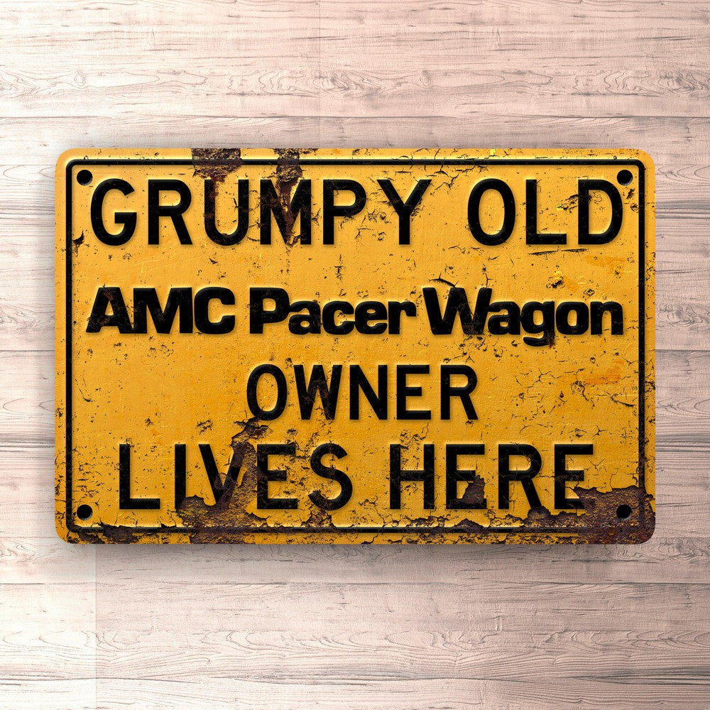 Amc Pacer Wagon Grumpy Old Amc Pacer Wagon Owner Lives Here Skilte, Musemåtte, Dørmåtte-Skilte-AMC-Garage Culture Shop- garage - man cave - merchandise