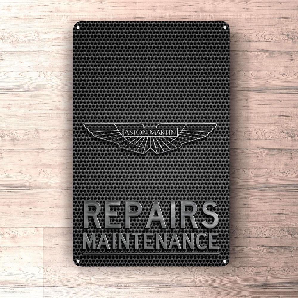Aston Martin Repairs Maintenance Skilte, Musemåtte, Dørmåtte-Skilte-Aston Martin-Garage Culture Shop- garage - man cave - merchandise