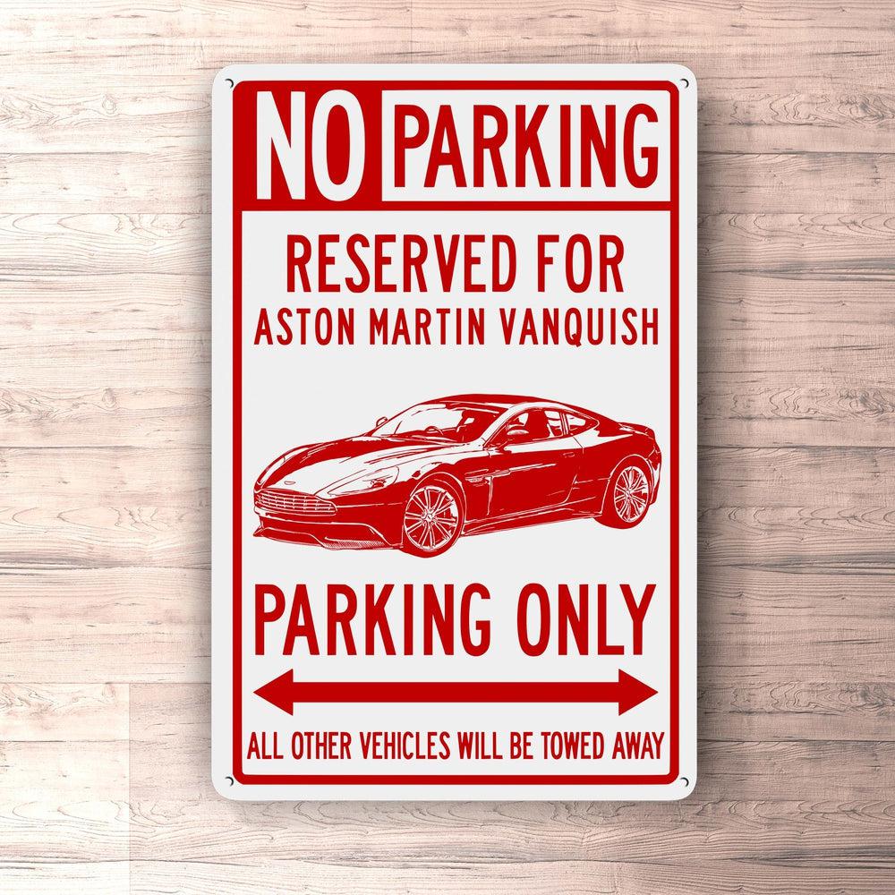 Aston Martin Vanquish Parking Only Skilte, Musemåtte, Dørmåtte-Parking skilte-Aston Martin-Garage Culture Shop- garage - man cave - merchandise