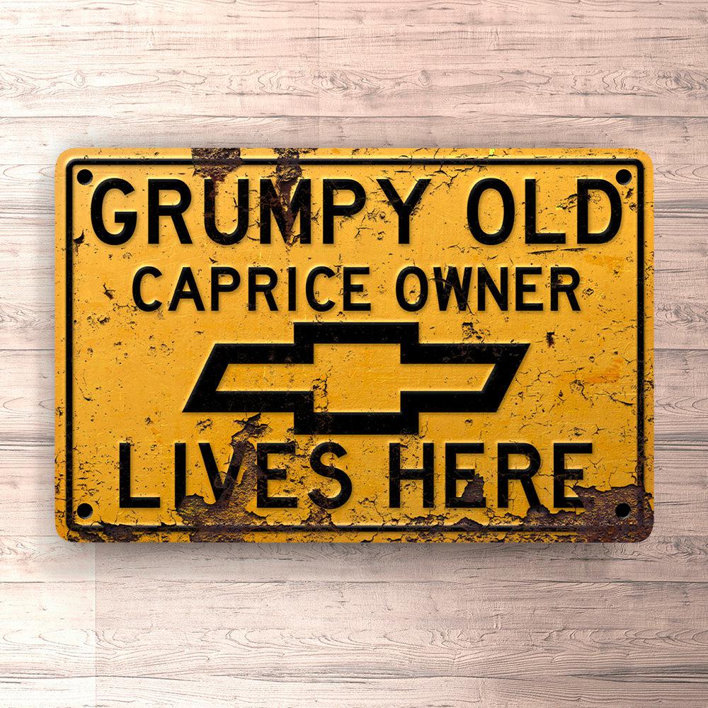 Chevrolet Caprice Grumpy Old Chevrolet Caprice Owner Lives Here Skilte, Musemåtte, Dørmåtte-Skilte-Chevrolet-Garage Culture Shop- garage - man cave - merchandise