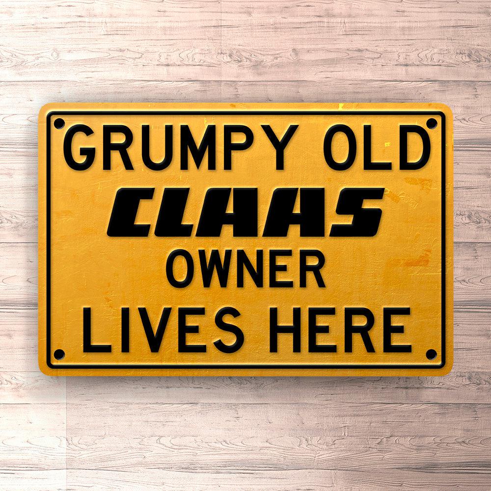 Claas Grumpy Old Claas Owner Lives Here Skilte, Musemåtte, Dørmåtte , Plakat-Skilte-Claas-Garage Culture Shop- garage - man cave - merchandise