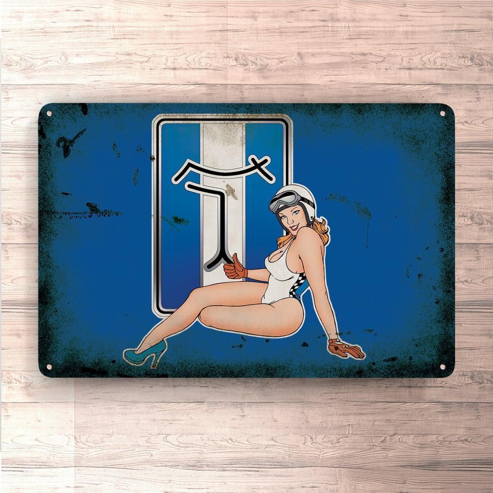 De Tomaso Pin-Up Vintage Skilte, Musemåtte, Dørmåtte-Skilte-De Tomaso-Garage Culture Shop- garage - man cave - merchandise