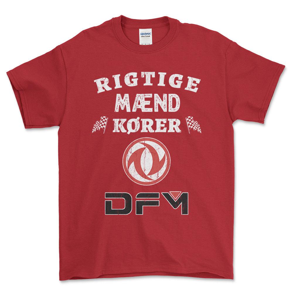 Dong Feng Rigtige Mænd Kører - Unisex T-Shirt , Bomuld-Beklædning-Dong Feng-Rød-S-Forside-Garage Culture Shop- garage - man cave - merchandise