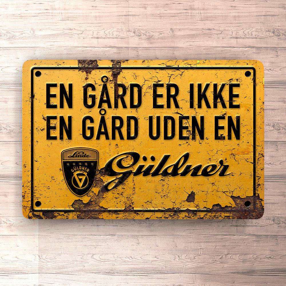 Güldner En Gård Er Ikke En Gård Uden En Güldner Skilte, Musemåtte, Dørmåtte , Plakat-Skilte-Güldner-Garage Culture Shop- garage - man cave - merchandise