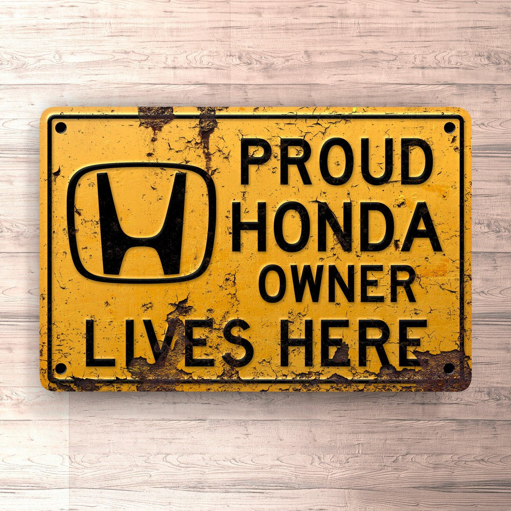 Honda Proud Honda Owner Lives Here Skilte, Musemåtte, Dørmåtte-Skilte-Honda-Garage Culture Shop- garage - man cave - merchandise