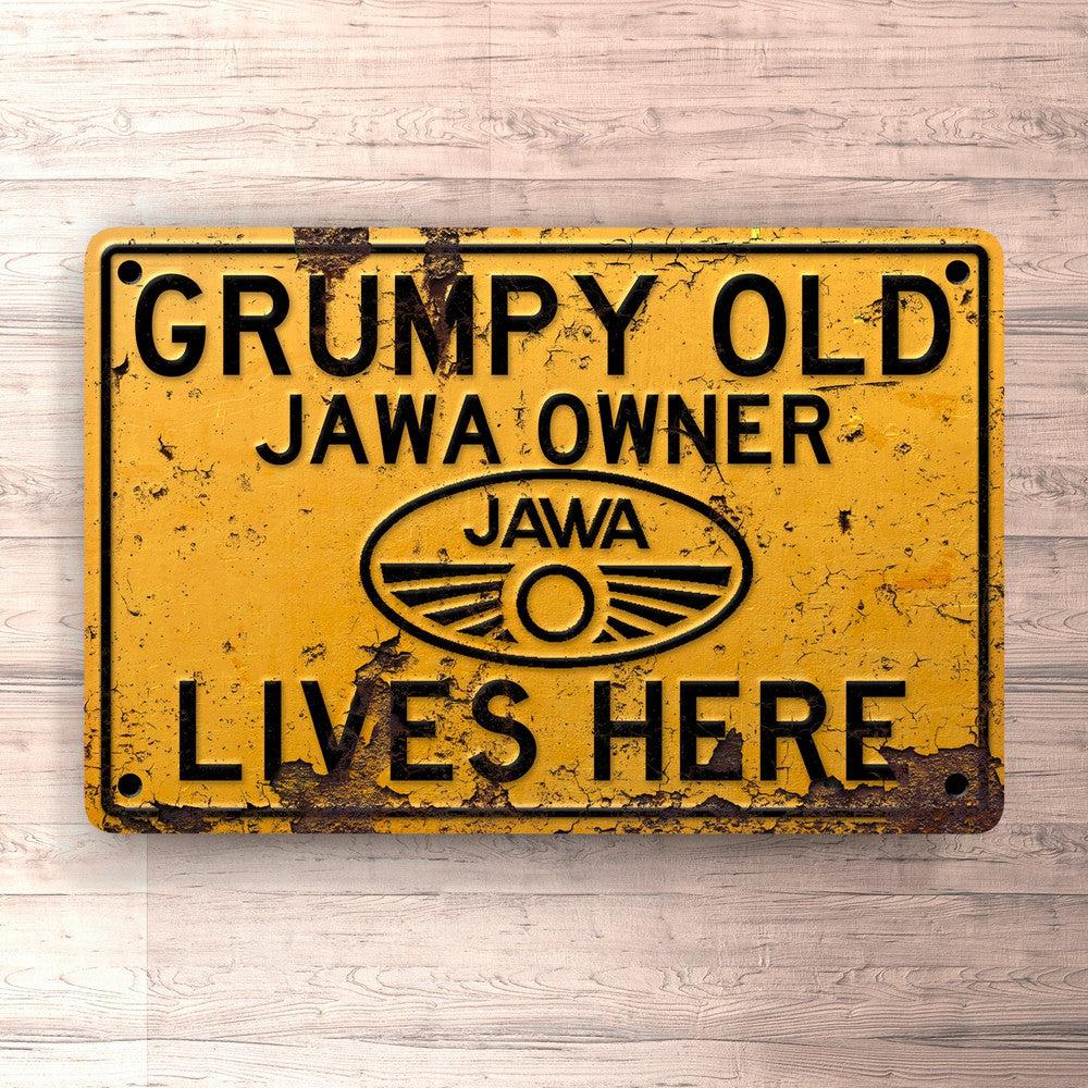 Jawa Grumpy Old Jawa Owner Lives Here Skilte, Musemåtte, Dørmåtte-Skilte-Jawa-Garage Culture Shop- garage - man cave - merchandise