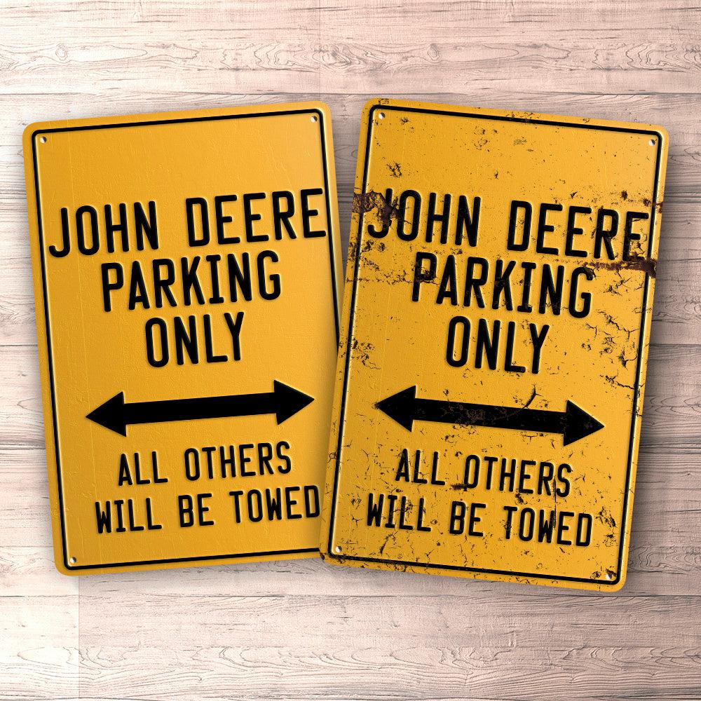 John Deere Parking Only Skilte, Musemåtte, Dørmåtte , Plakat-Parking skilte-John Deere-Garage Culture Shop- garage - man cave - merchandise