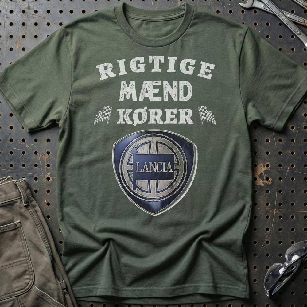 Lancia Rigtige Mænd Kører - Unisex T-Shirt , Bomuld-Beklædning-Lancia-Grøn Militær-S-Garage Culture Shop- garage - man cave - merchandise