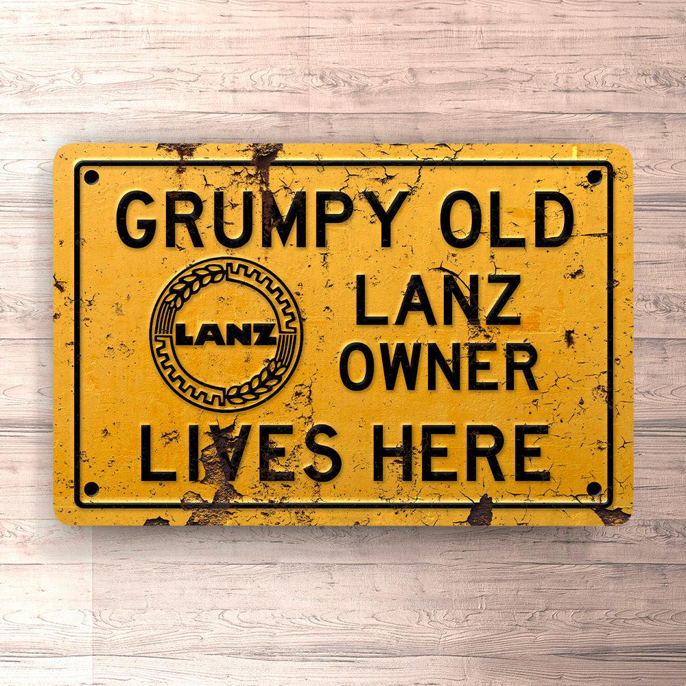 Lanz Grumpy Old Owner Lives Here Skilte, Musemåtte, Dørmåtte-Skilte-Lanz-Garage Culture Shop- garage - man cave - merchandise