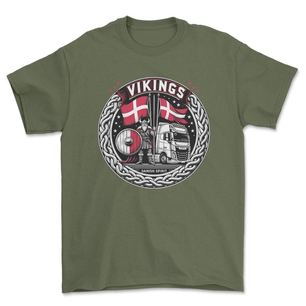 Lastbilchauffør - Vikings Danish Spirit - Unisex T-Shirt , Bomuld-Beklædning-Lastbilchauffør-Grøn Militær-S-Forside-Garage Culture Shop- garage - man cave - merchandise