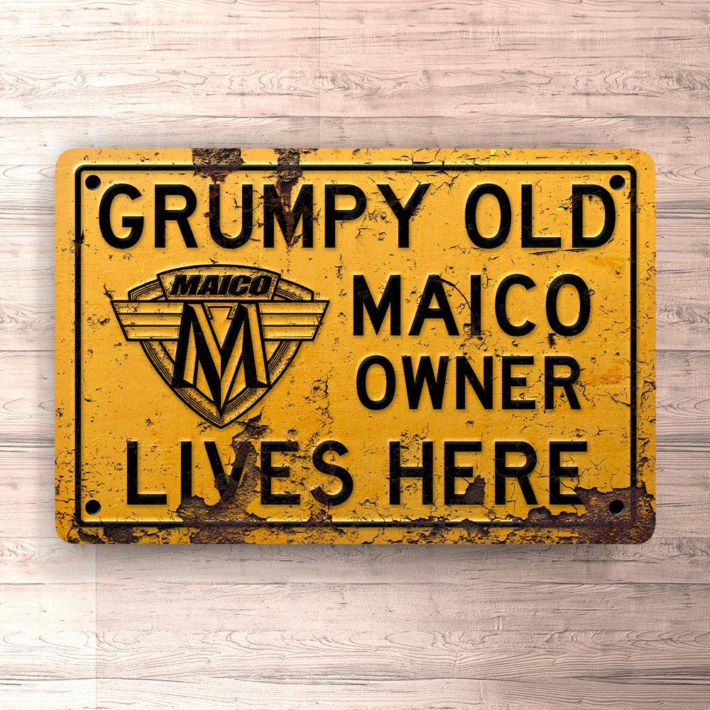 Maico Grumpy Old Maico Owner Lives Here Skilte, Musemåtte, Dørmåtte-Skilte-Maico-Garage Culture Shop- garage - man cave - merchandise