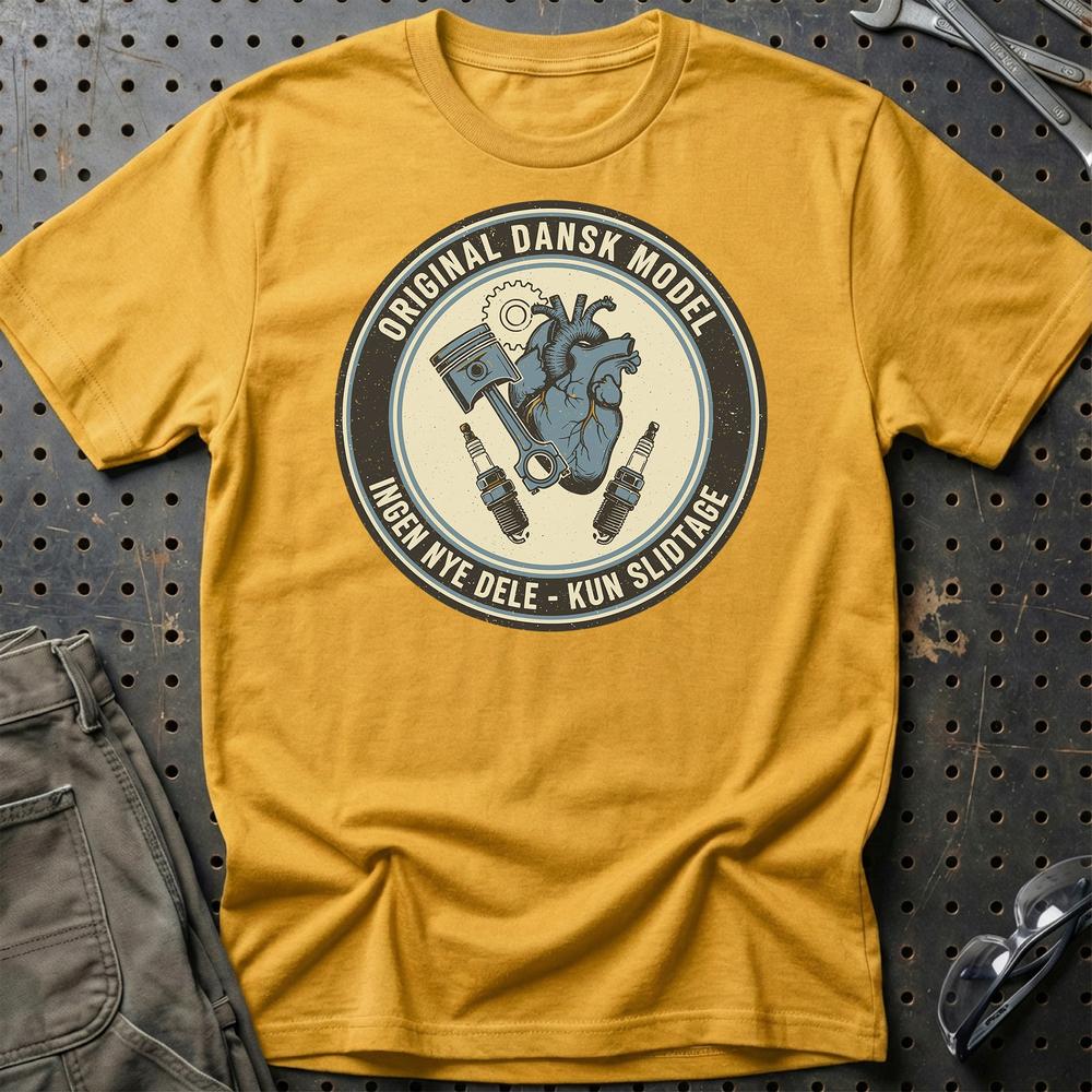 Original Dansk Model – Ingen Nye Dele, Kun Slitage - Unisex T-Shirt , Bomuld-Beklædning-Garage Culture-Guld-S-Garage Culture Shop- garage - man cave - merchandise