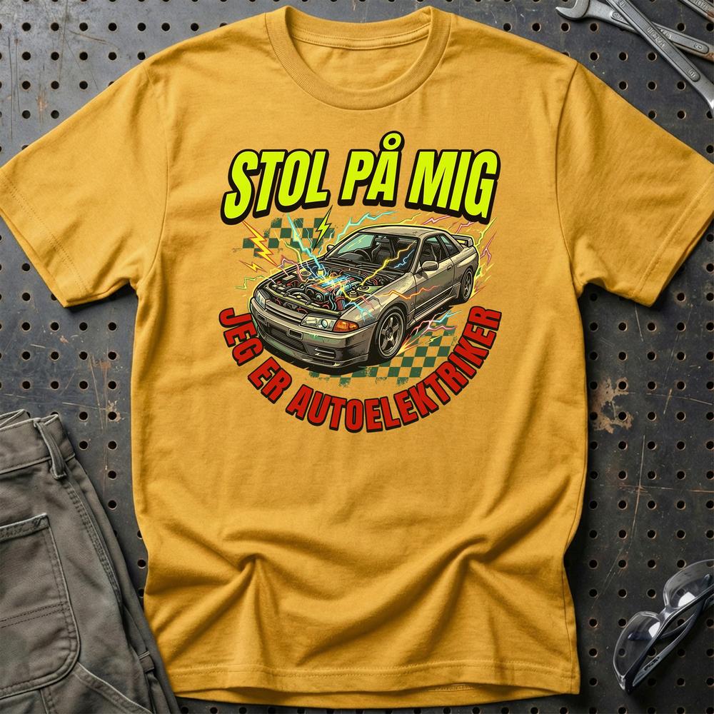Stol På Mig – Jeg Er Autoelektriker Unisex T-Shirt , Bomuld-Beklædning-Garage Culture-Guld-S-Garage Culture Shop- garage - man cave - merchandise
