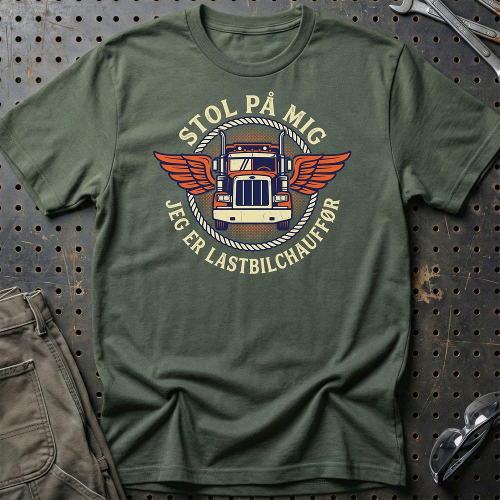 Stol På Mig – Jeg Er Lastbilchauffør - Unisex T-Shirt , Bomuld-Beklædning-Garage Culture-Grøn Militær-S-Garage Culture Shop- garage - man cave - merchandise