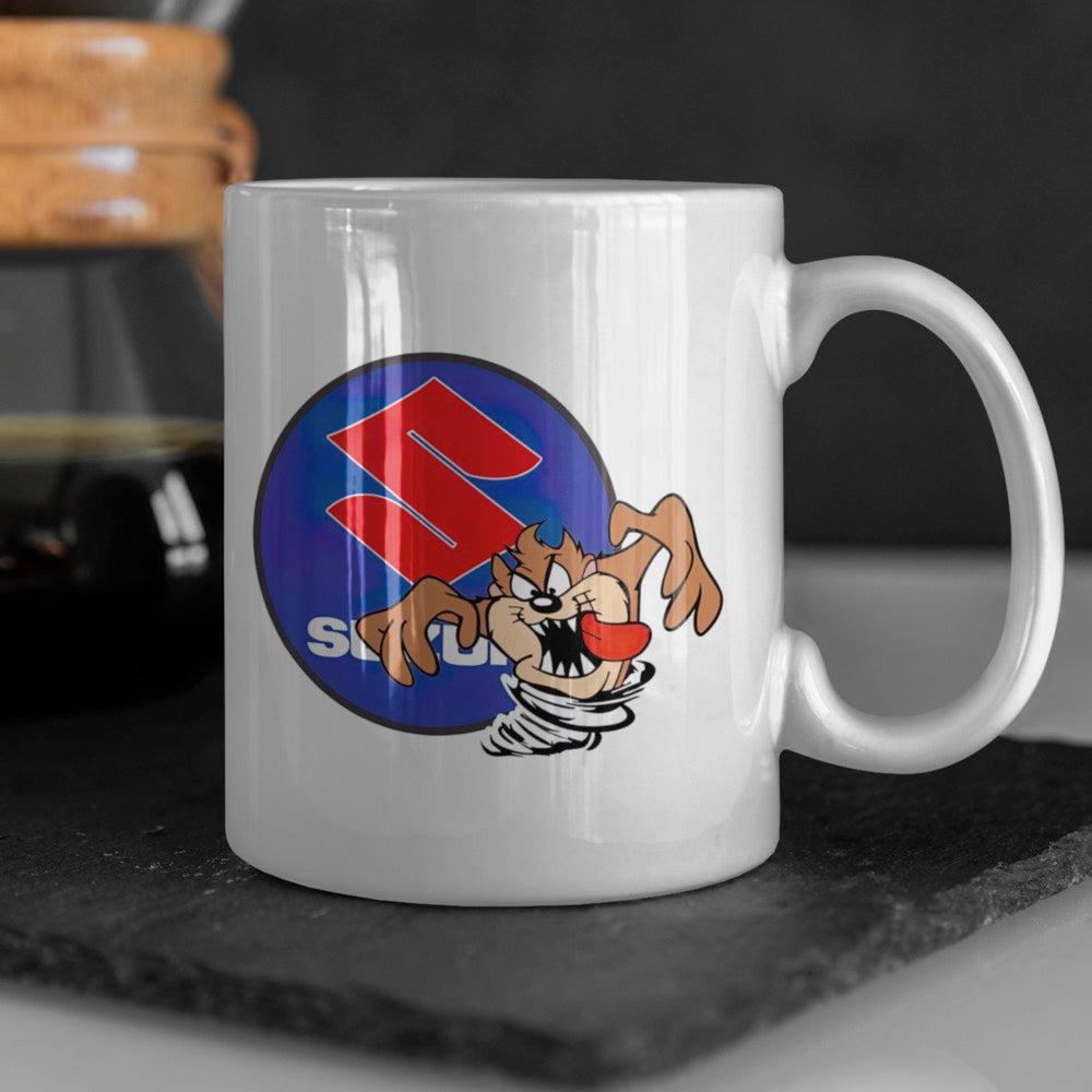 Suzuki Taz Keramisk Krus-Krus-Suzuki-Hvid keramisk krus-Garage Culture Shop- garage - man cave - merchandise