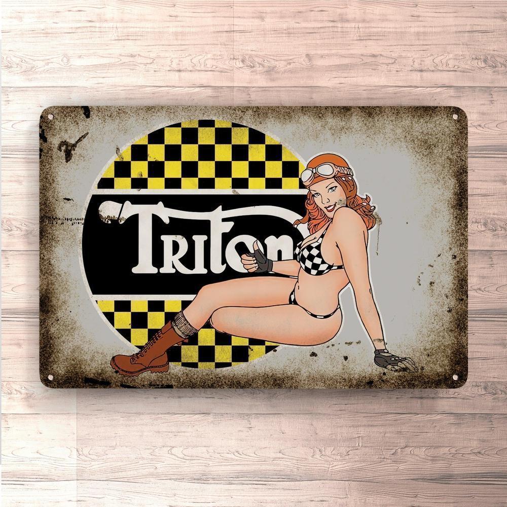 Triton Pin-Up Vintage Skilte, Musemåtte, Dørmåtte-Skilte-Triton-Garage Culture Shop- garage - man cave - merchandise