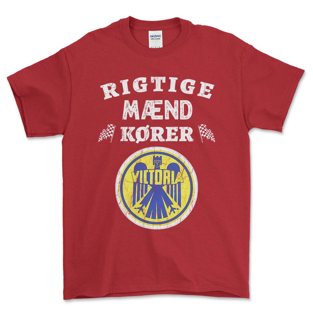 Victoria Rigtige Mænd Kører - Unisex T-Shirt , Bomuld-Beklædning-Victoria-Rød-S-Forside-Garage Culture Shop- garage - man cave - merchandise