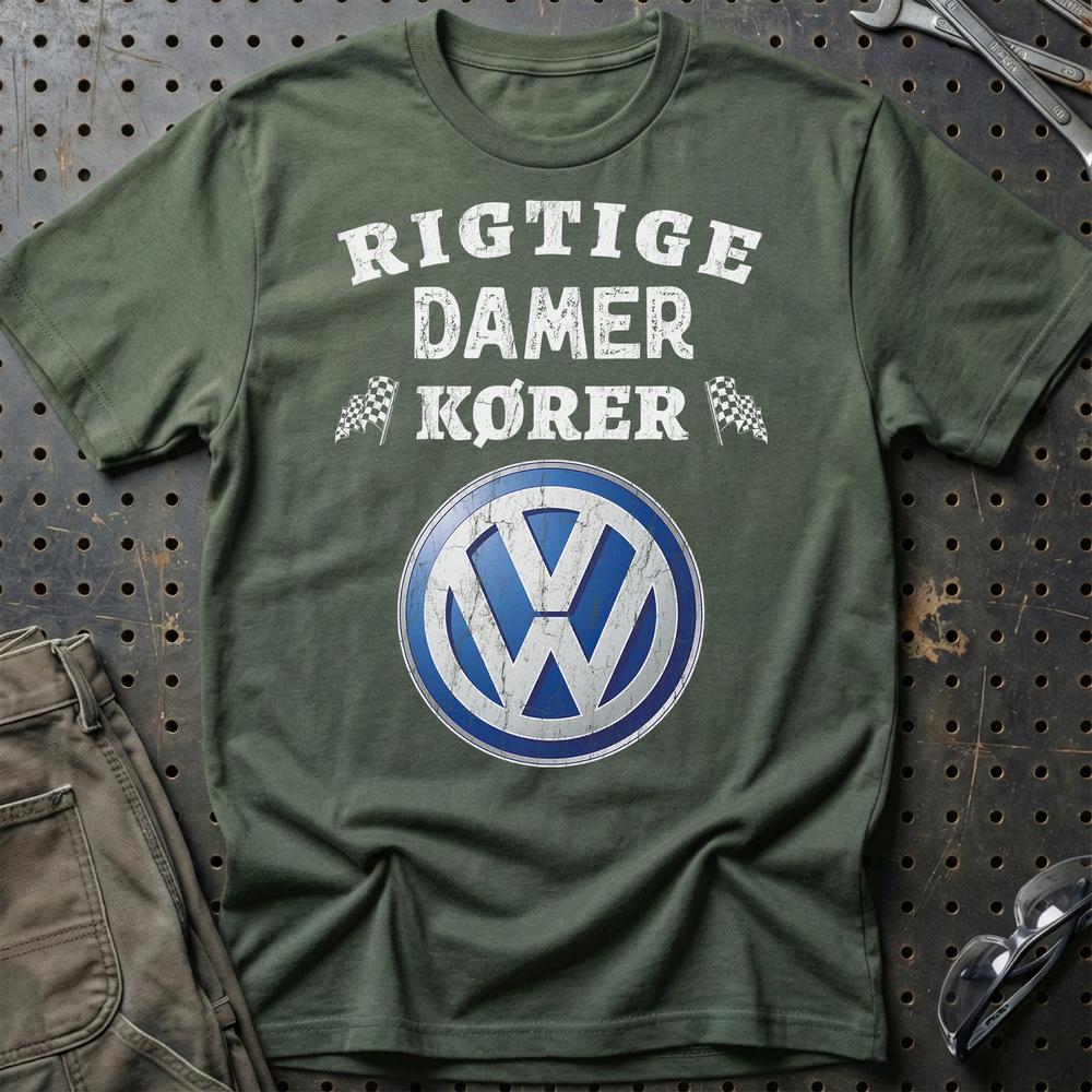 Volkswagen VW Rigtige Damer Kører - Unisex T-Shirt , Bomuld-Beklædning-VW-Grøn Militær-S-Garage Culture Shop- garage - man cave - merchandise