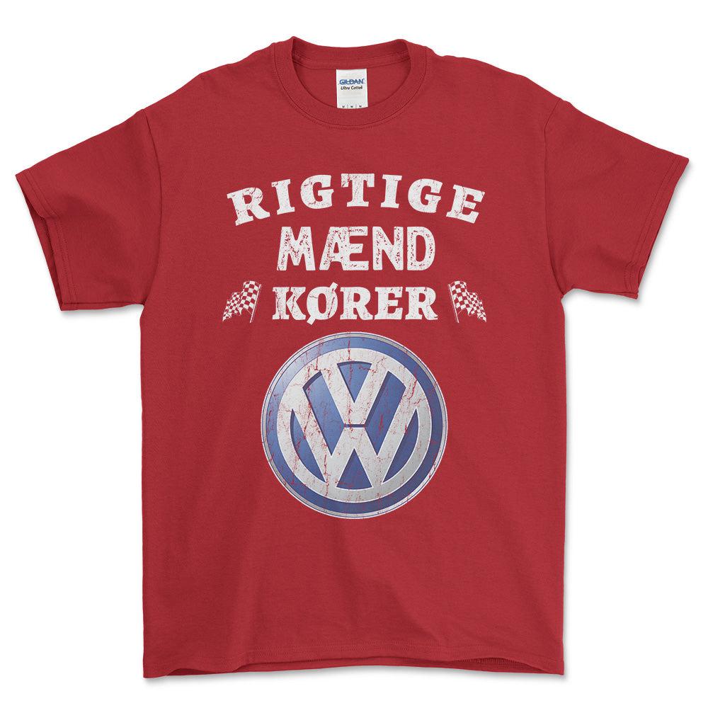 Volkswagen VW Rigtige Mænd Kører - Unisex T-Shirt , Bomuld-Beklædning-VW-Rød-S-Forside-Garage Culture Shop- garage - man cave - merchandise