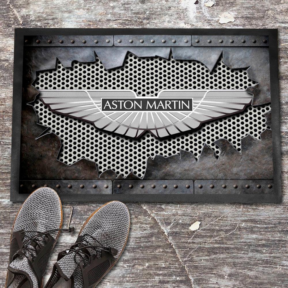 Aston Martin Metal Ripped Dørmåtte-Dørmåtte-Aston Martin-Garage Culture Shop- garage - man cave - merchandise
