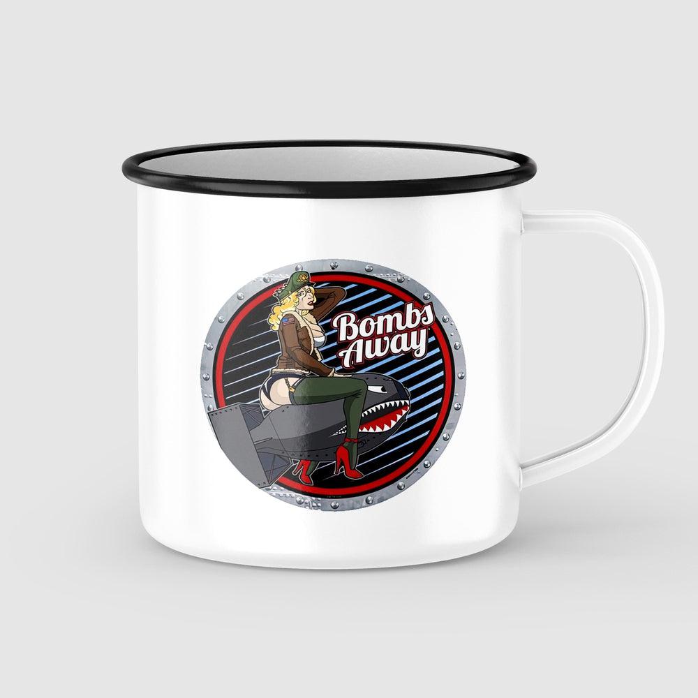 Bombs Away Pin-Up Vintage Emaljekrus-Krus-Vintage Garage-Garage Culture Shop- garage - man cave - merchandise