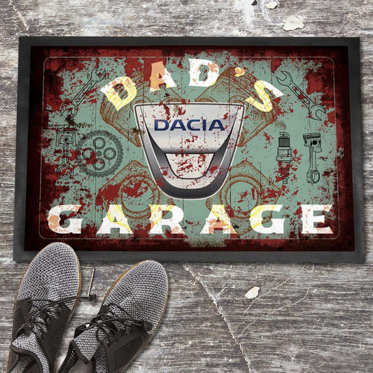Dacia Dads Garage Vintage Dørmåtte-Dørmåtte-Dacia-Garage Culture Shop- garage - man cave - merchandise