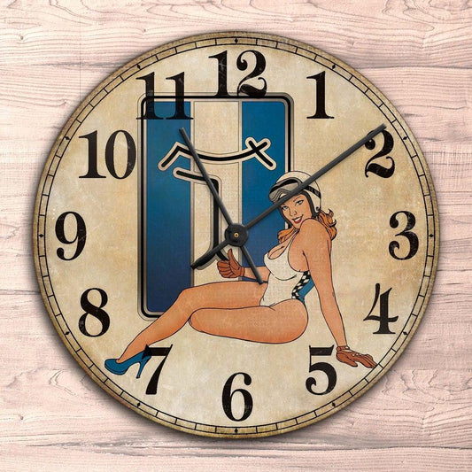 De Tomaso Pin-Up Vintage Vægur Rundt-Clock-De Tomaso-Garage Culture Shop- garage - man cave - merchandise