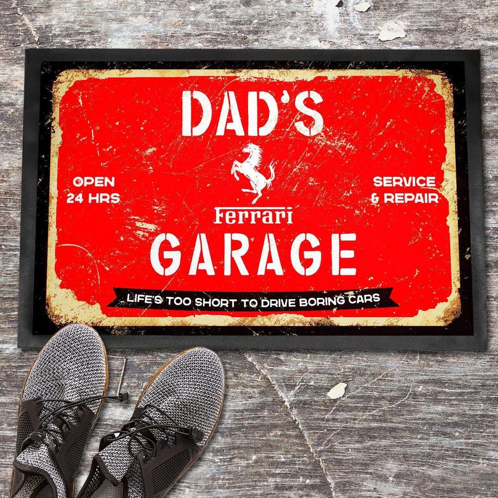 Ferrari Dads Garage Dørmåtte-Dørmåtte-Ferrari-Garage Culture Shop- garage - man cave - merchandise