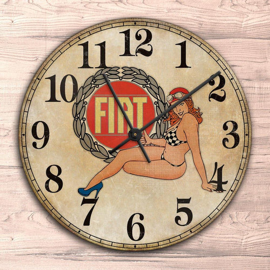 Fiat Pin-Up Vintage Vægur Rundt-Clock-Fiat-Garage Culture Shop- garage - man cave - merchandise