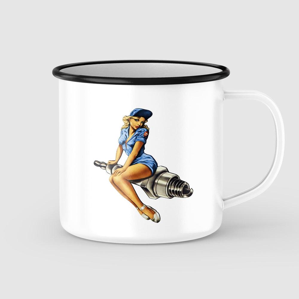 Spark Plug Pin-Up Vintage Emaljekrus-Krus-Vintage Garage-Garage Culture Shop- garage - man cave - merchandise