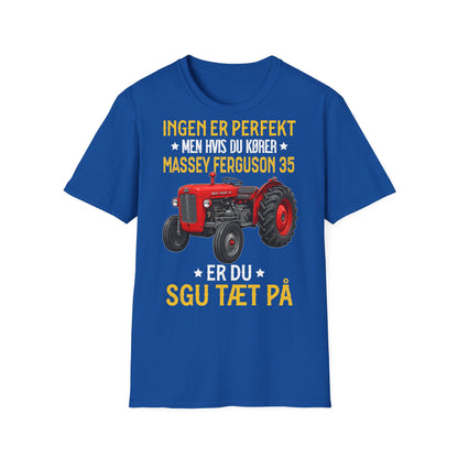 Massey Ferguson 35 Tractor T-Shirt — Ingen er perfekt men hvis du køber Massey Ferguson 35 er du sgu tæt på
