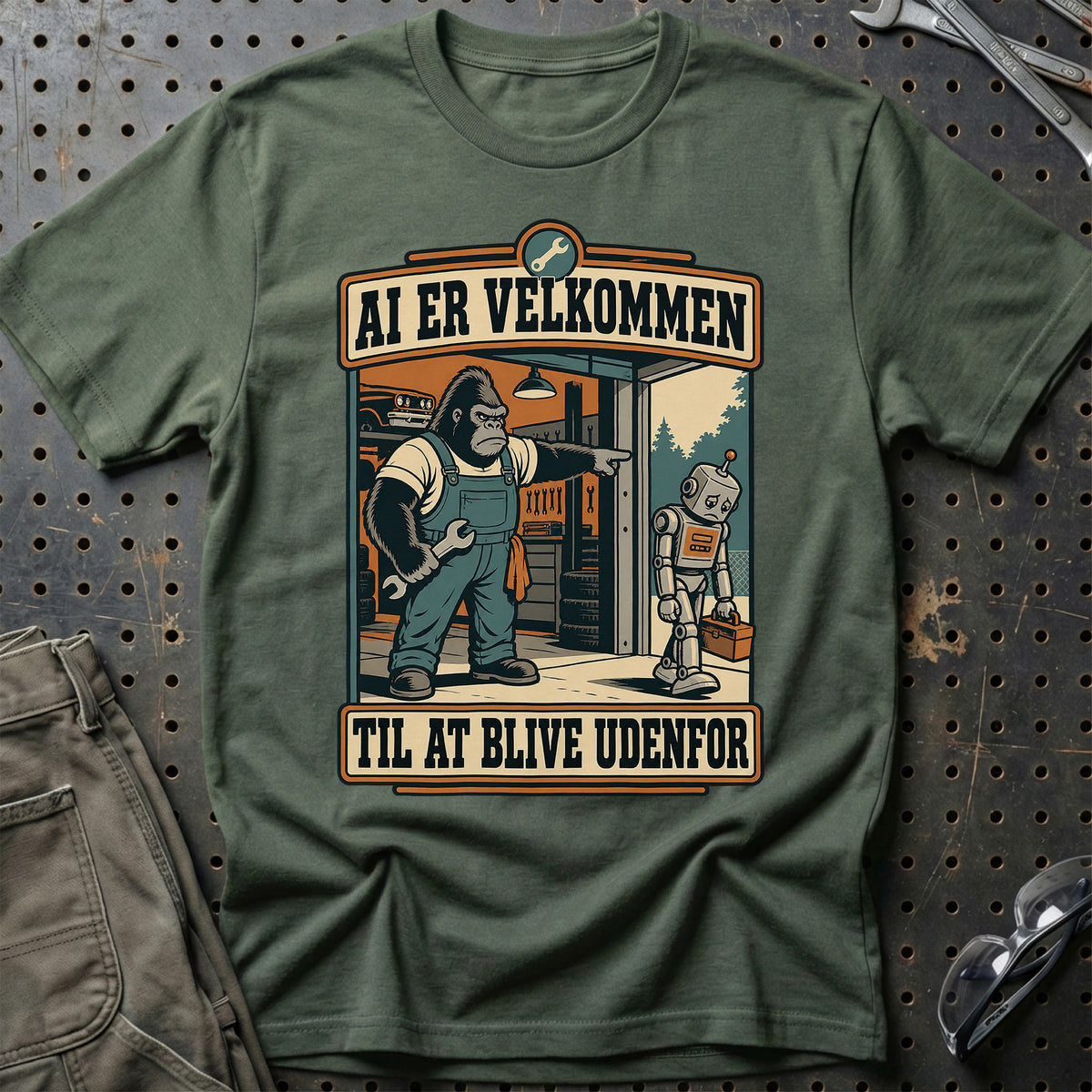 
AI er velkommen – Til at blive udenfor T-Shirt – Grøn Militær