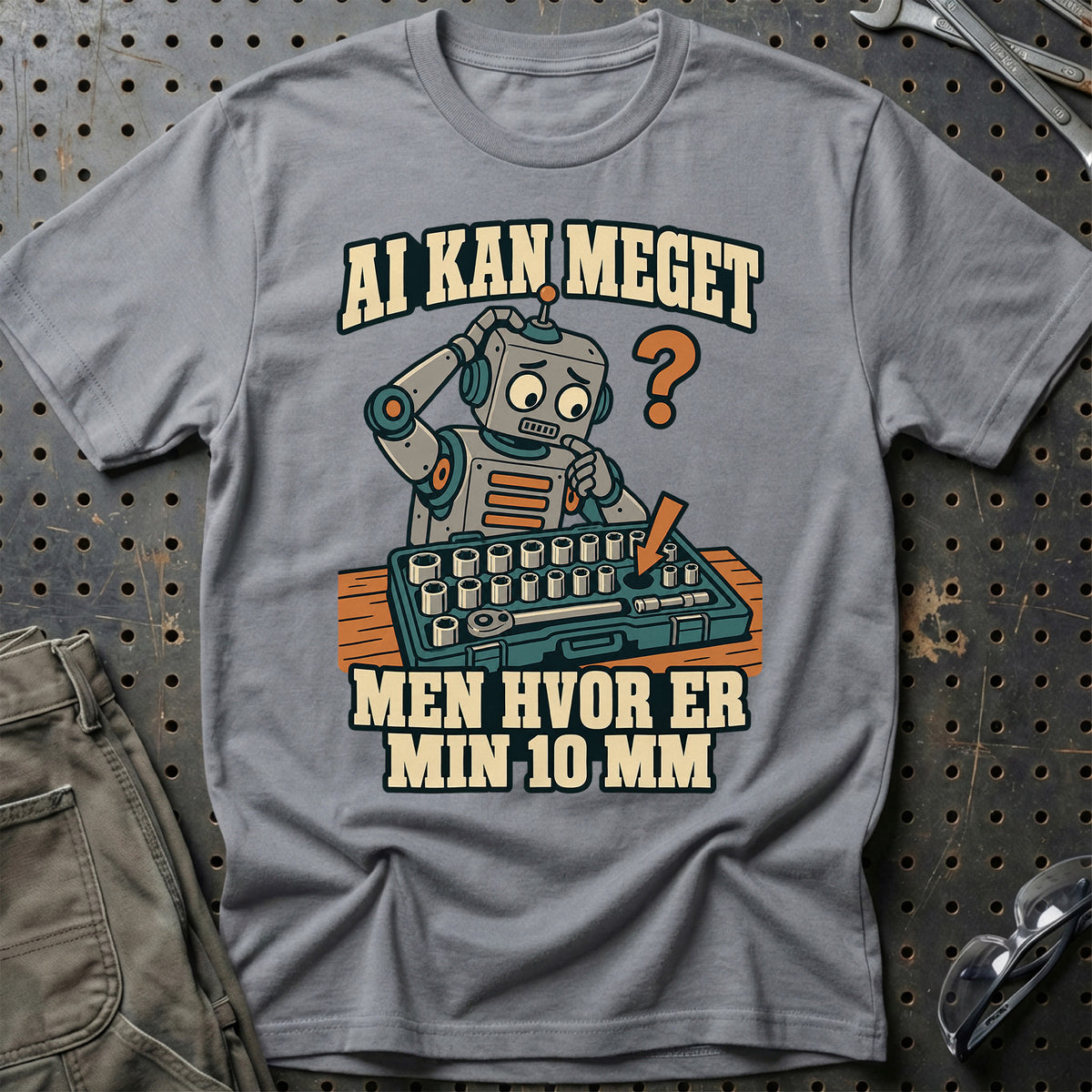 
AI kan meget – Men hvor er min 10 mm T-Shirt – Grå Sport