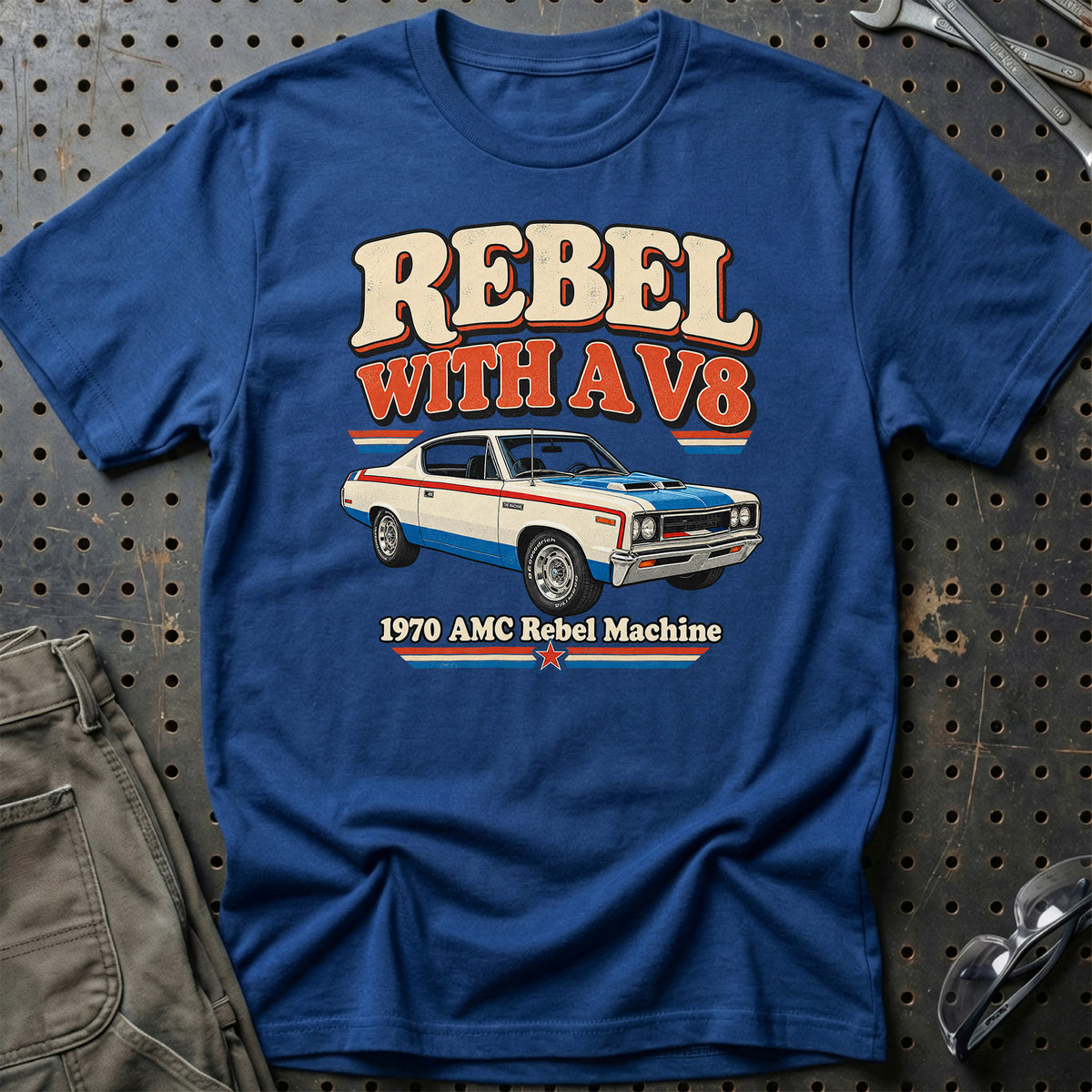 
AMC Rebel Machine 1970 – Rebel with a V8 T-Shirt – Blå Royal