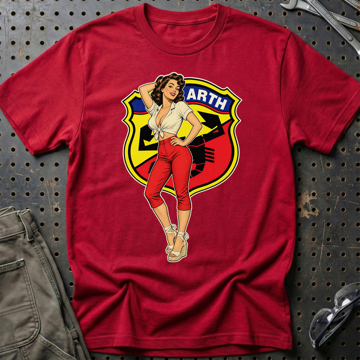 
Produktbillede af Abarth Retro Pinup – Røde Capri-Bukser T-Shirt