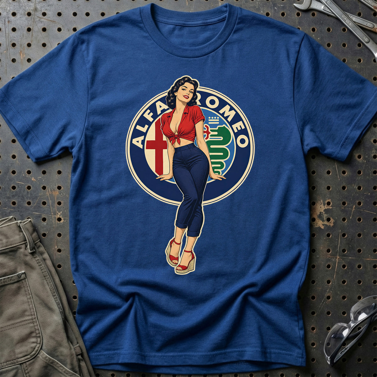 
Produktbillede af Alfa Romeo Retro Pinup T-Shirt