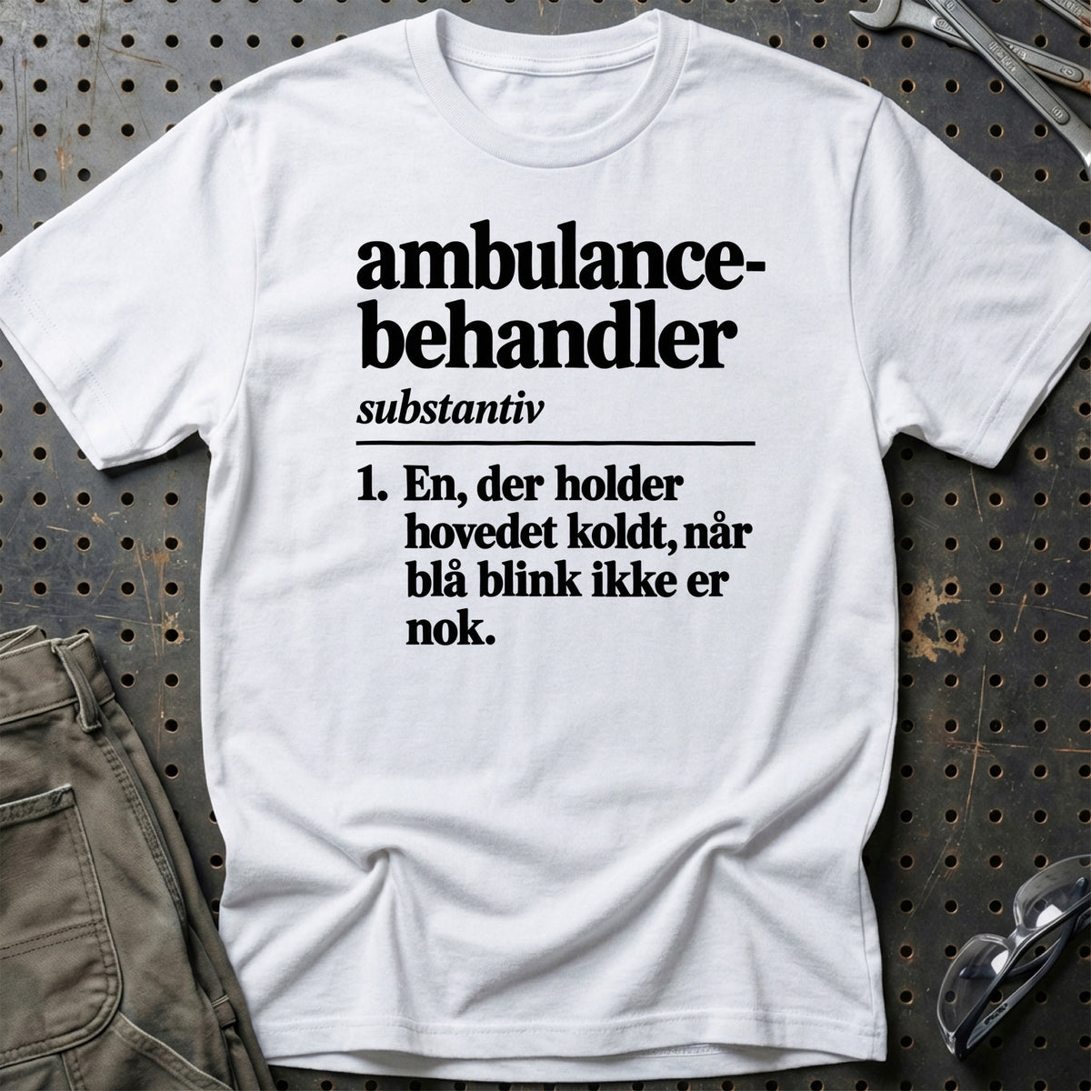 
Ambulancebehandler – Definition T-Shirt – Hvid