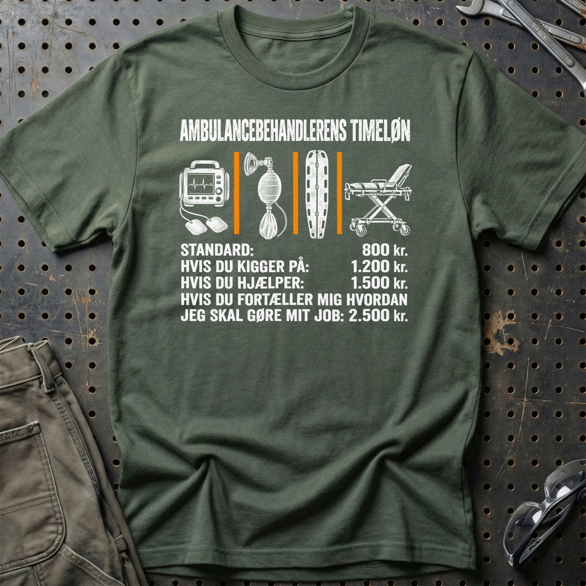 
Produktbillede af Ambulancebehandlerens Timeløn T-Shirt