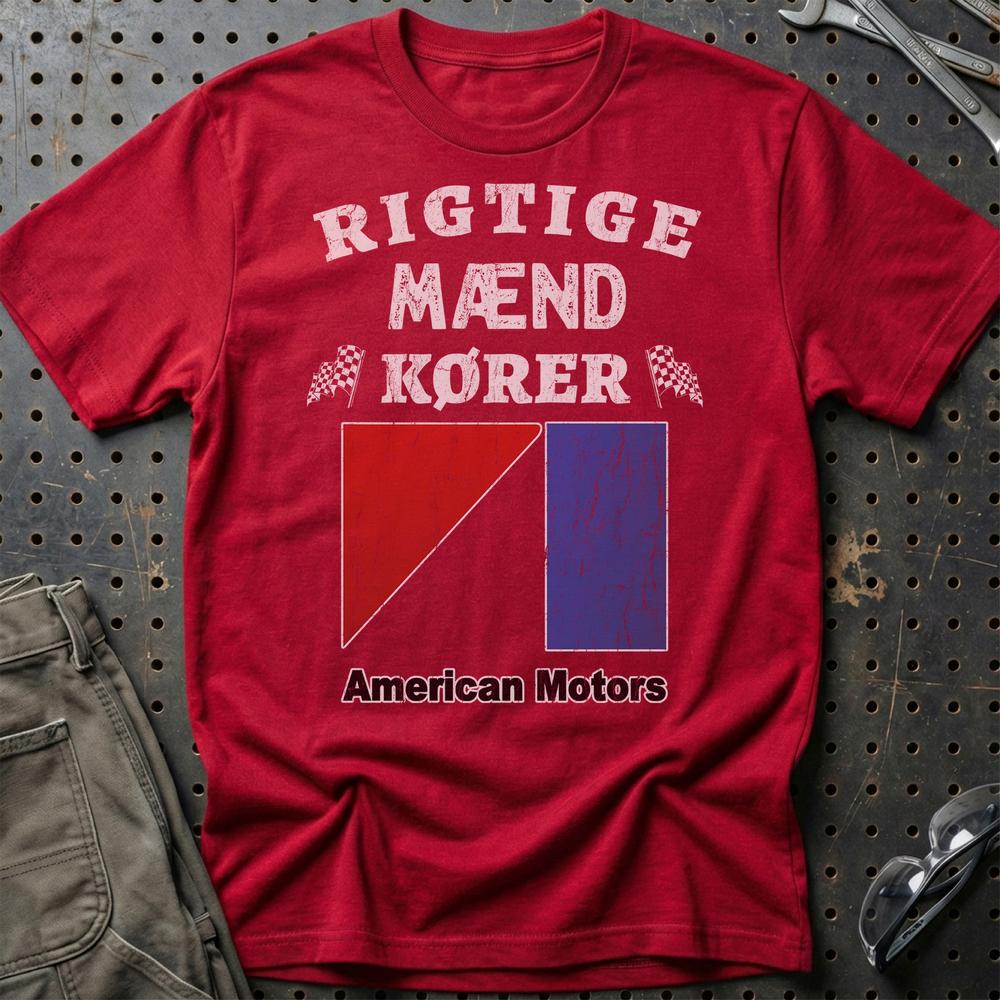 American Motors Rigtige Mænd Kører Unisex T-Shirt , Bomuld-Beklædning-AMC-Rød-S-Garage Culture Shop- garage - man cave - merchandise