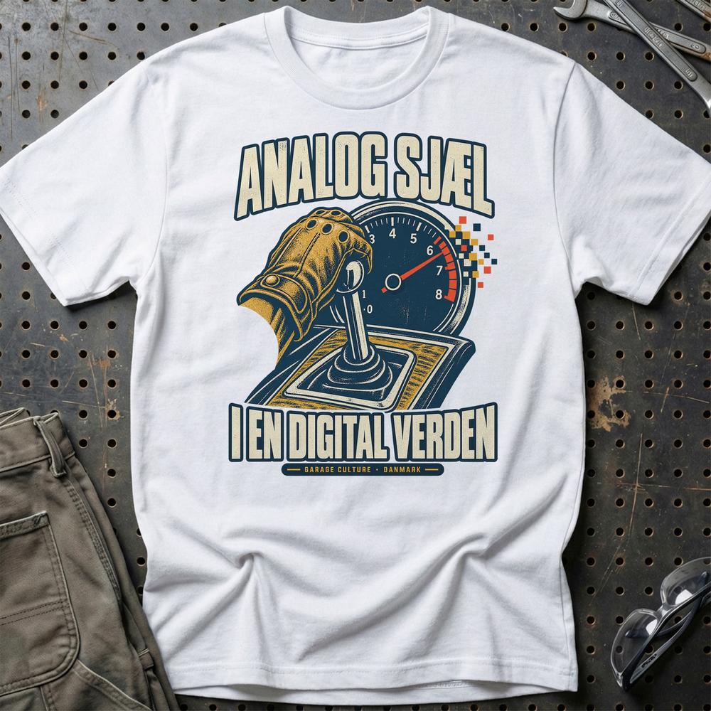 
Produktbillede af Analog Sjæl I En Digital Verden T-Shirt