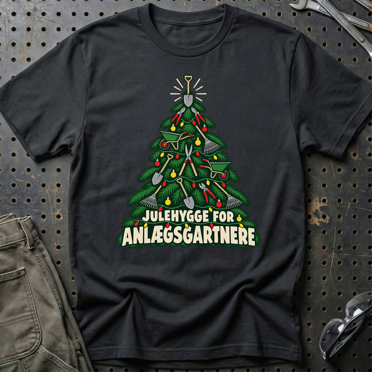 
Anlægsgartner – Julehygge – Unisex T-Shirt – Sort