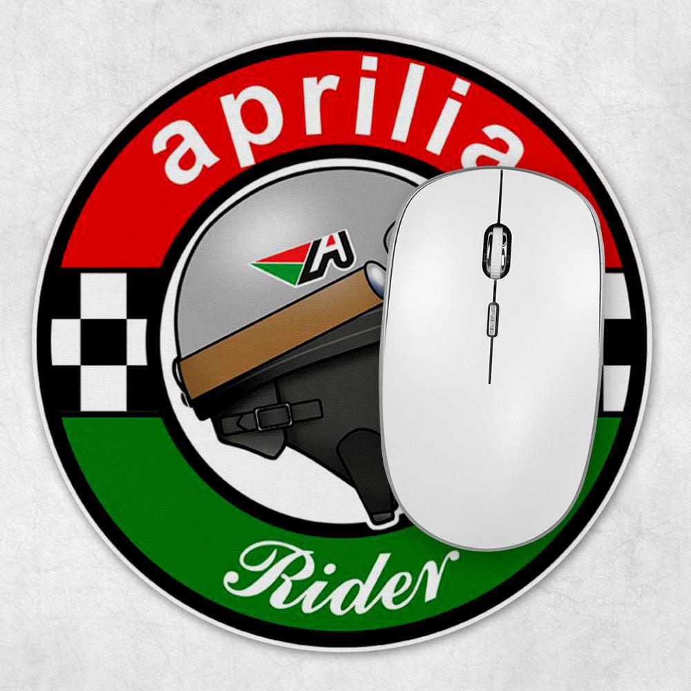 Aprilia Driver Runde Skilte , Musemåtte Rundt , Kop Underlag, Underlagssæt-Runde Skilte-Aprilia-Garage Culture Shop- garage - man cave - merchandise