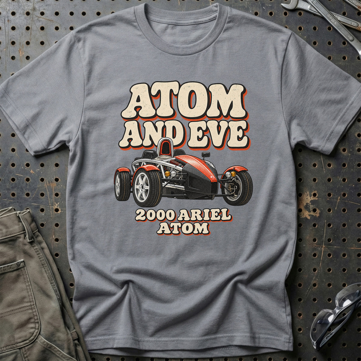 
Ariel Atom 2000 – Atom and Eve T-Shirt – Grå Sport