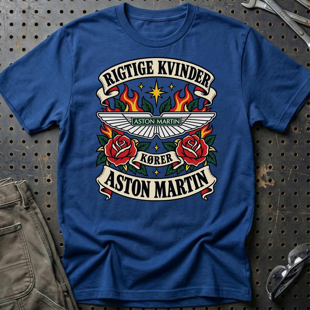 Aston Martin Rigtige Kvinder Kører – Roser og Flammer T-Shirt-Beklædning-Aston Martin-Blå Royal-S-Garage Culture Shop- garage - man cave - merchandise