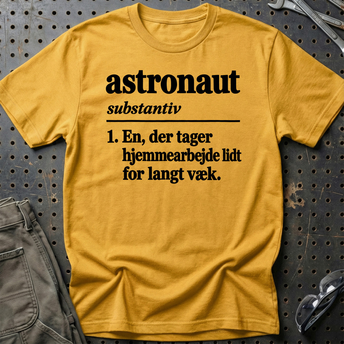 
Astronaut – Definition T-Shirt – Guld
