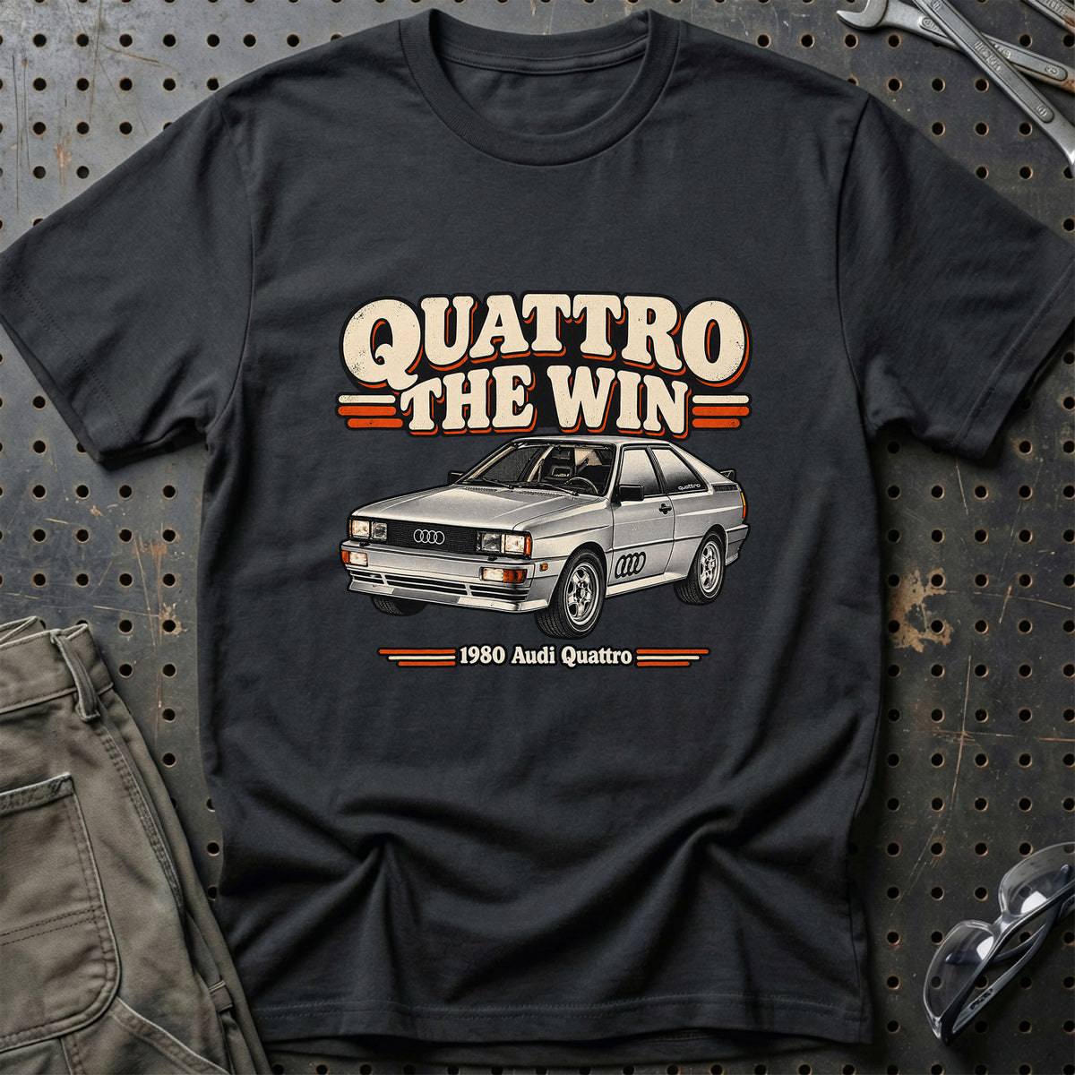 
Audi Quattro 1980 – Quattro the Win T-Shirt – Sort