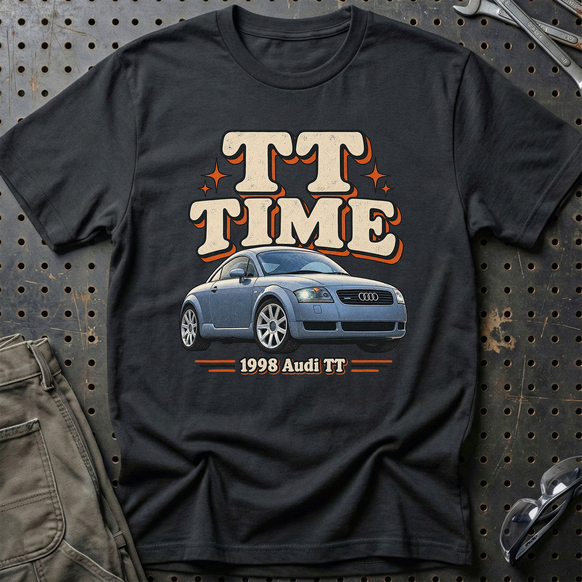 
Audi TT 1998 – TT Time T-Shirt – Sort