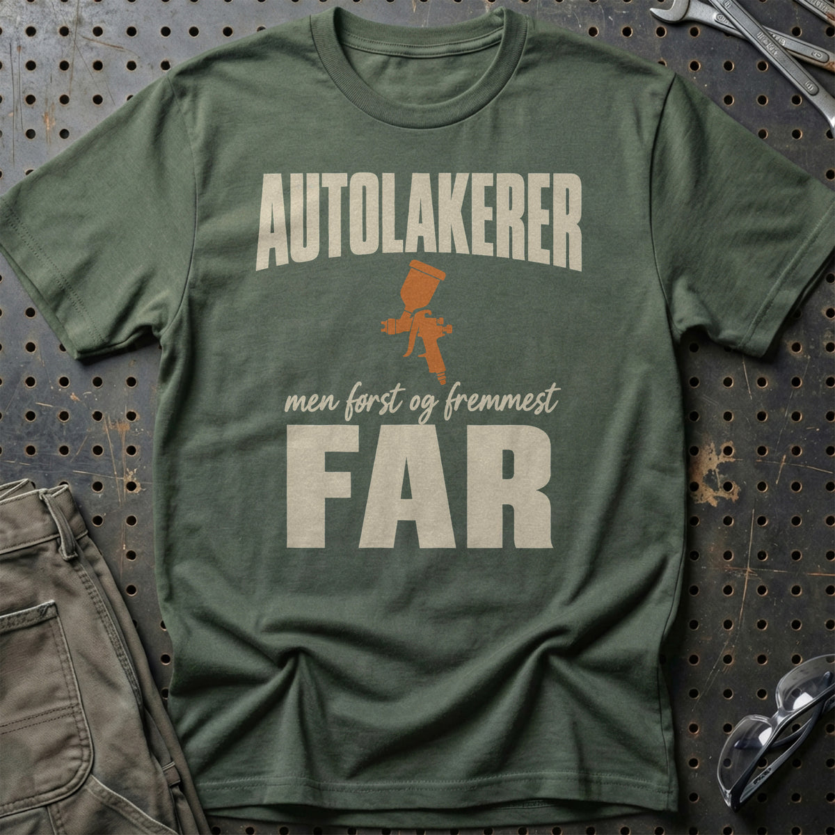 
Produktbillede af Autolakerer – Men Først Og Fremmest Far T-Shirt