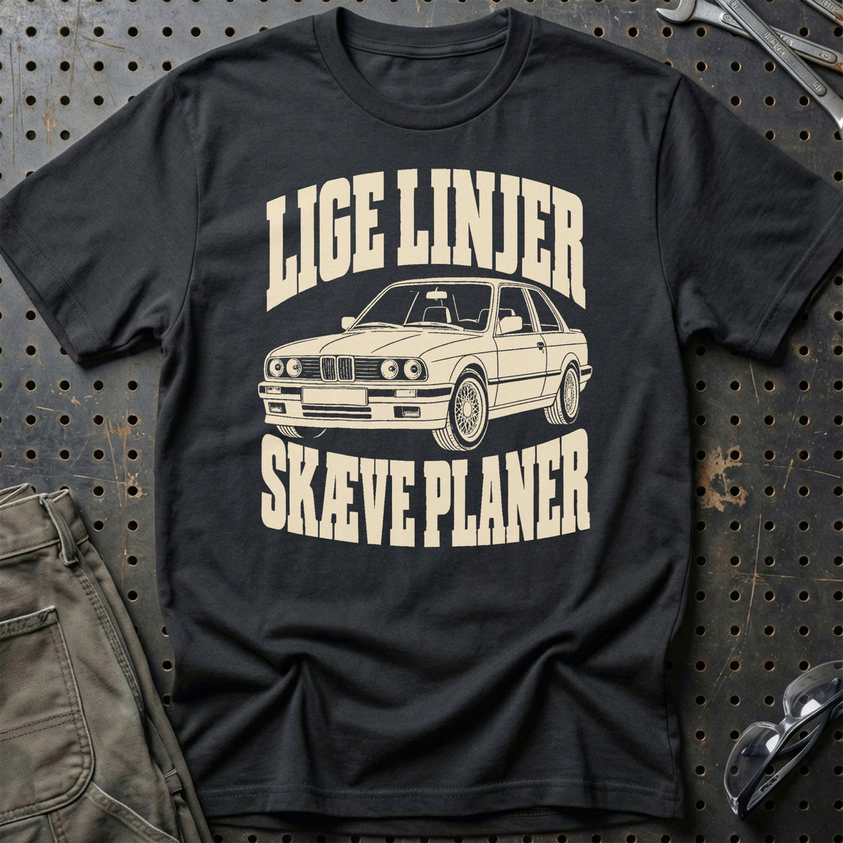 
BMW 3 Series E30 – Lige linjer skæve planer – Unisex T-Shirt – Sort