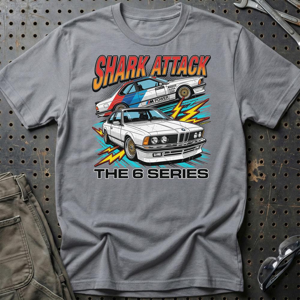 BMW 6 Serie E24 Shark Attack Klassisk 80’er Ikon - Unisex T-Shirt-Beklædning-BMW-Grå Sport-S-Garage Culture Shop- garage - man cave - merchandise
